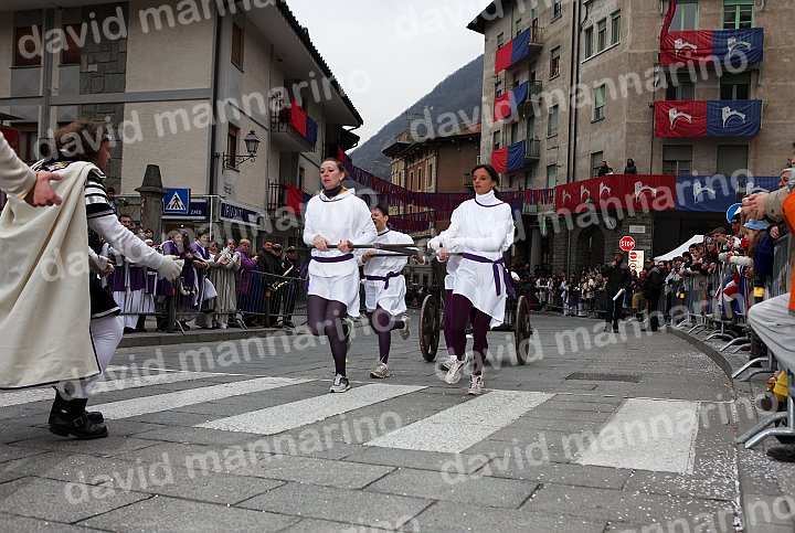 Gara delle Bighe 2011-7867.jpg